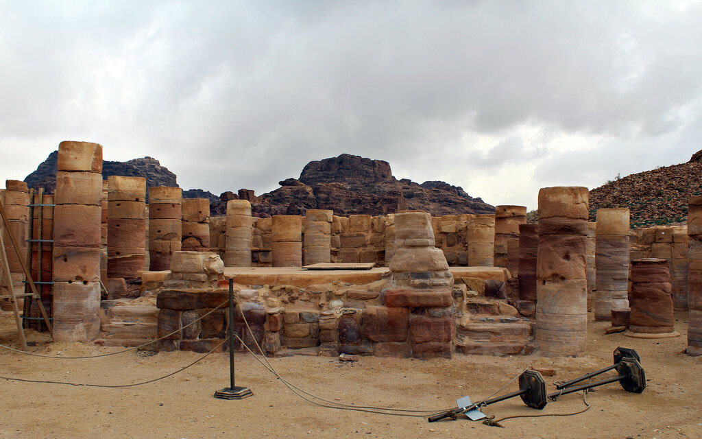 Landmark, attraction Temple of the Winged Lions, Petra, photo