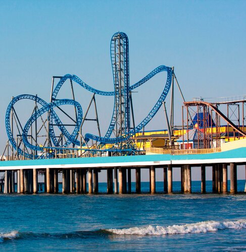 Amusement park Galveston Island Historic Pleasure Pier, Galveston, photo