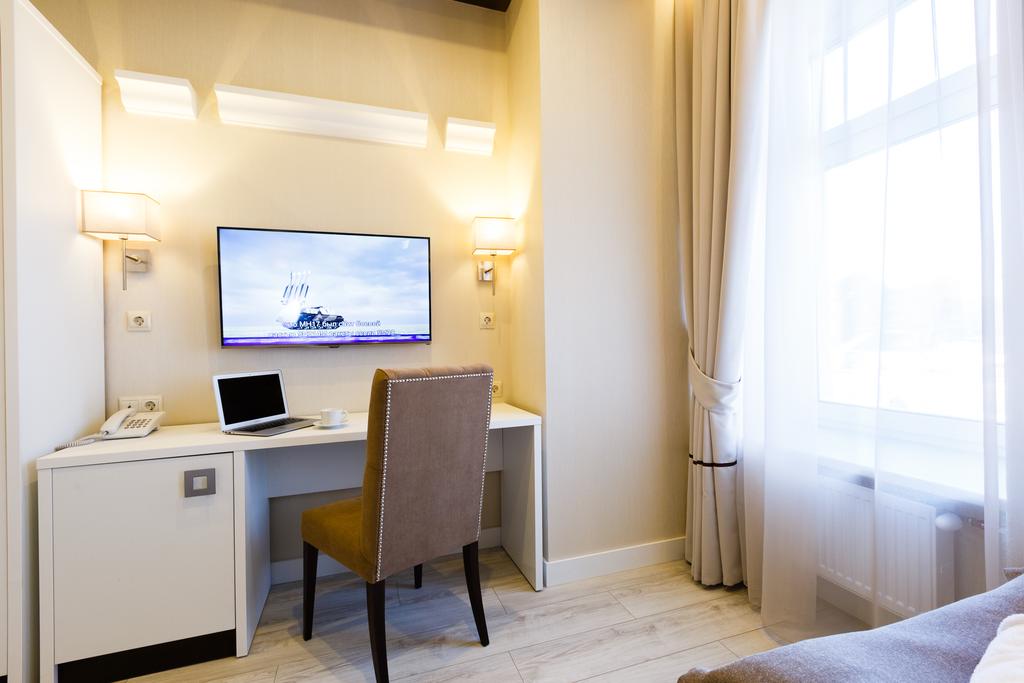 Фото Далиси