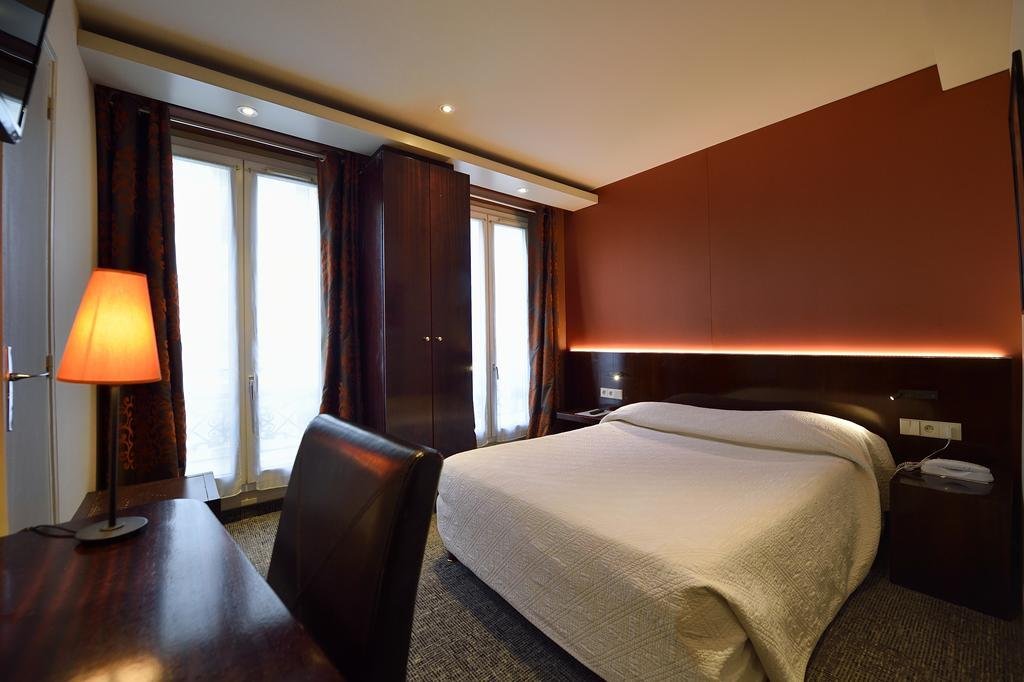 Фото Hotel Bonsoir Madame