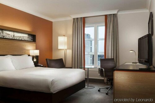 Внешний вид отеля Hilton Dublin в Дублине, фото 4