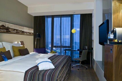 Гостиница Radisson Blu Hotel Istanbul Asia в Аташехире