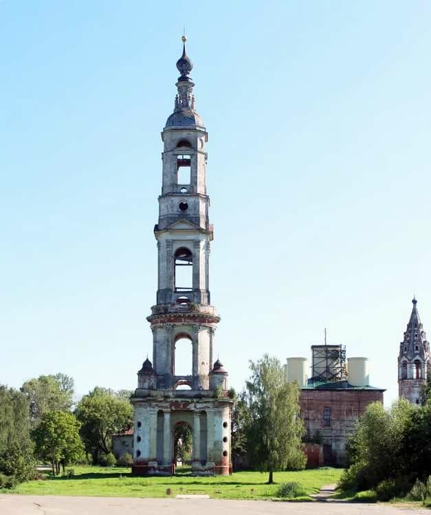 Landmark, attraction Gate bell Tower, Rostov, photo
