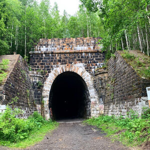 Западный вход в Дидинский тоннель (Свердловская область, городской округ Первоуральск), достопримечательность в Свердловской области