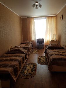 Ривьера (Krasnoarmeisk, Revolyutsionnaya ulitsa, 2Д), hotel