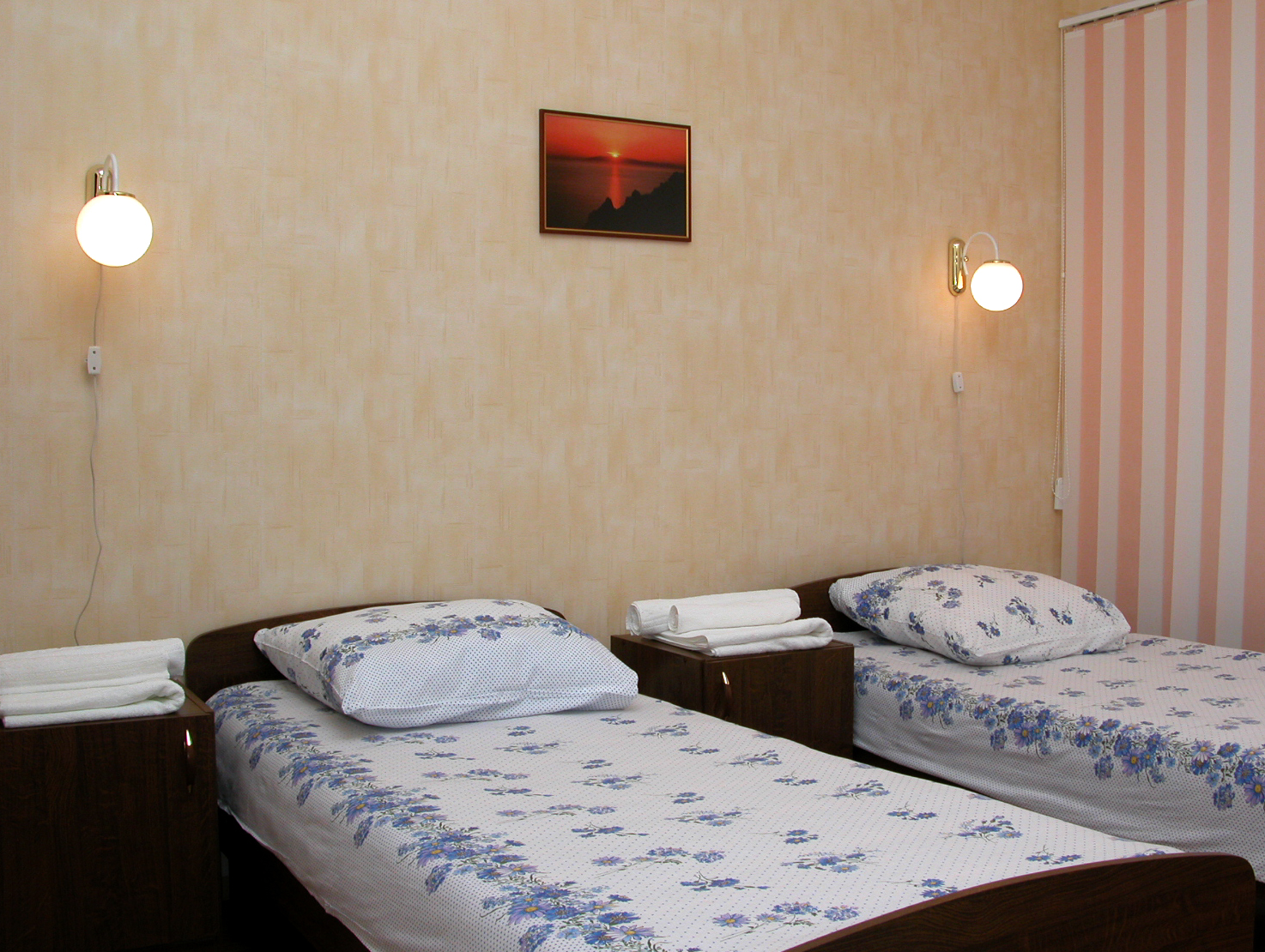 Фото Солнечный