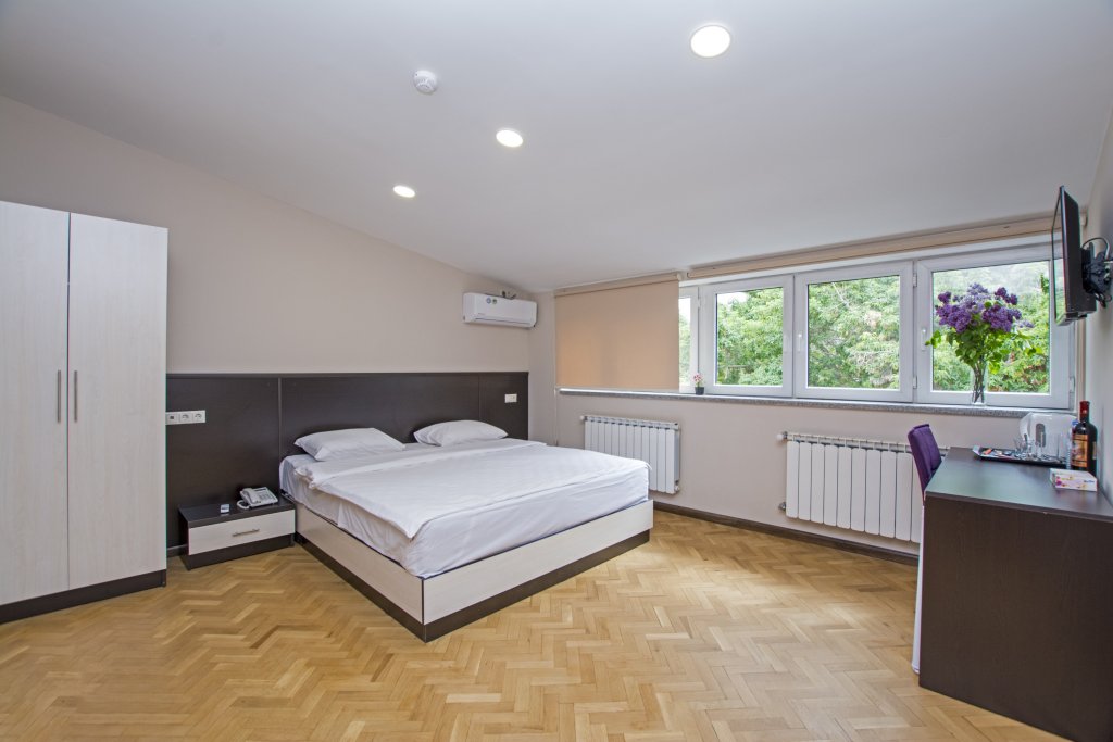 Фото Yerevan Boutique Hotel