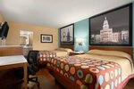 Super 8 by Wyndham Austin Downtown/Capitol Area
