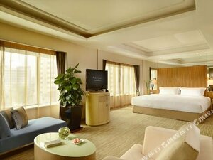 Гостиница Sofitel Xian on Renmin Square