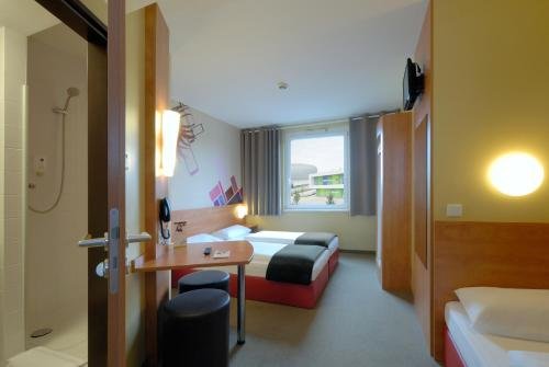 Фото B&b Hotel Düsseldorf-Airport