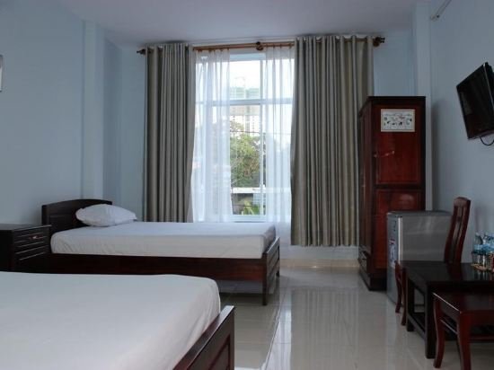 Фото Quang Nhat Hotel