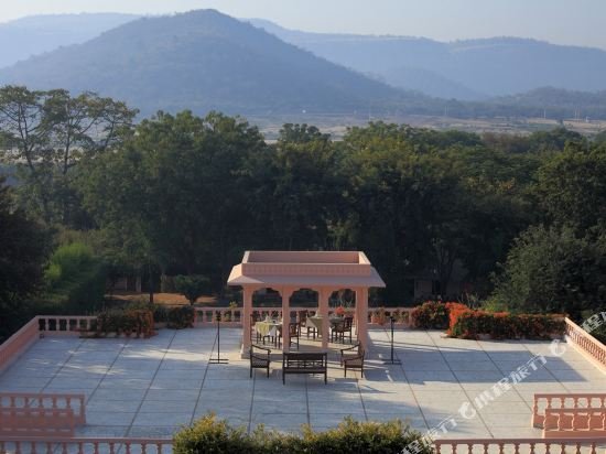 Фото Hotel Dev Vilas