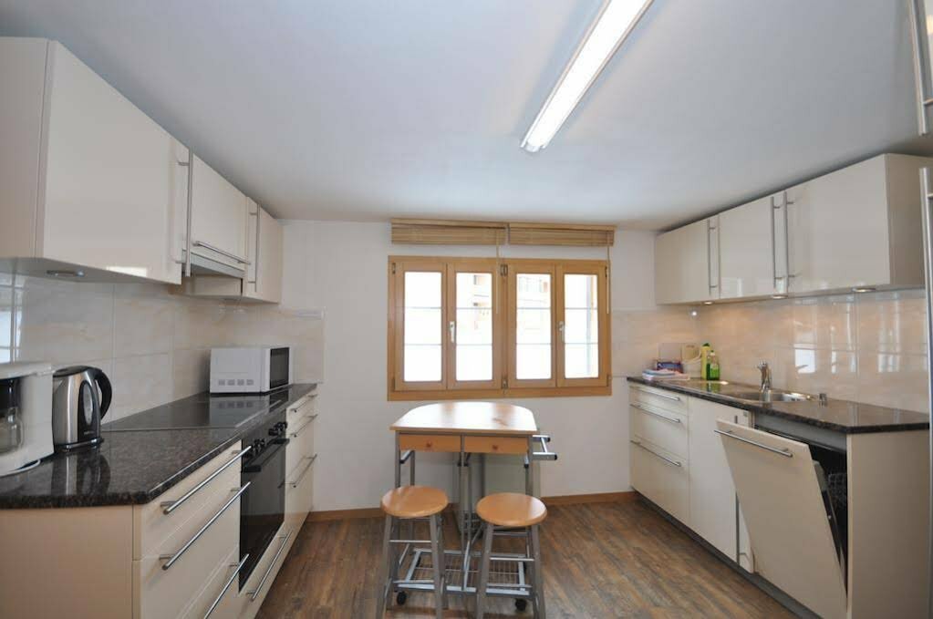 Hotel Chalet Bim Chilchli, Canton of Bern, photo