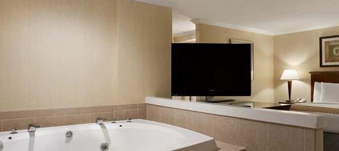 Фото DoubleTree by Hilton Hotel Salt Lake City Airport