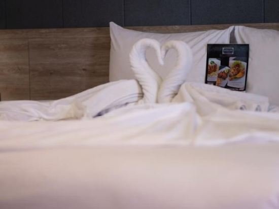 Фото Rivoli Hotel Jakarta