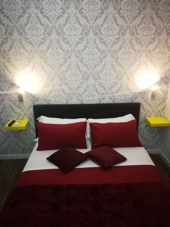 Фото Domus Flavia B&b