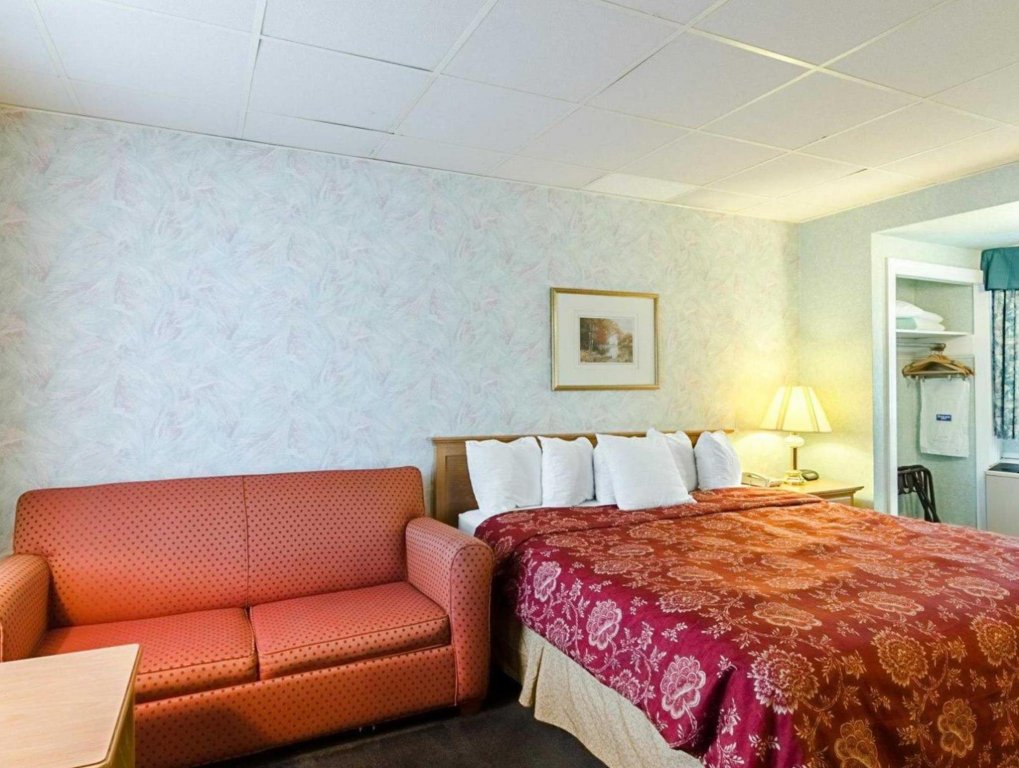 Фото Rodeway Inn Historic