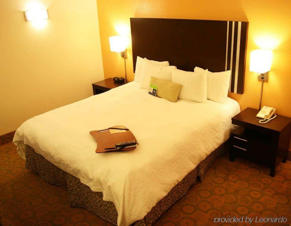 Фото Hampton Inn Livermore