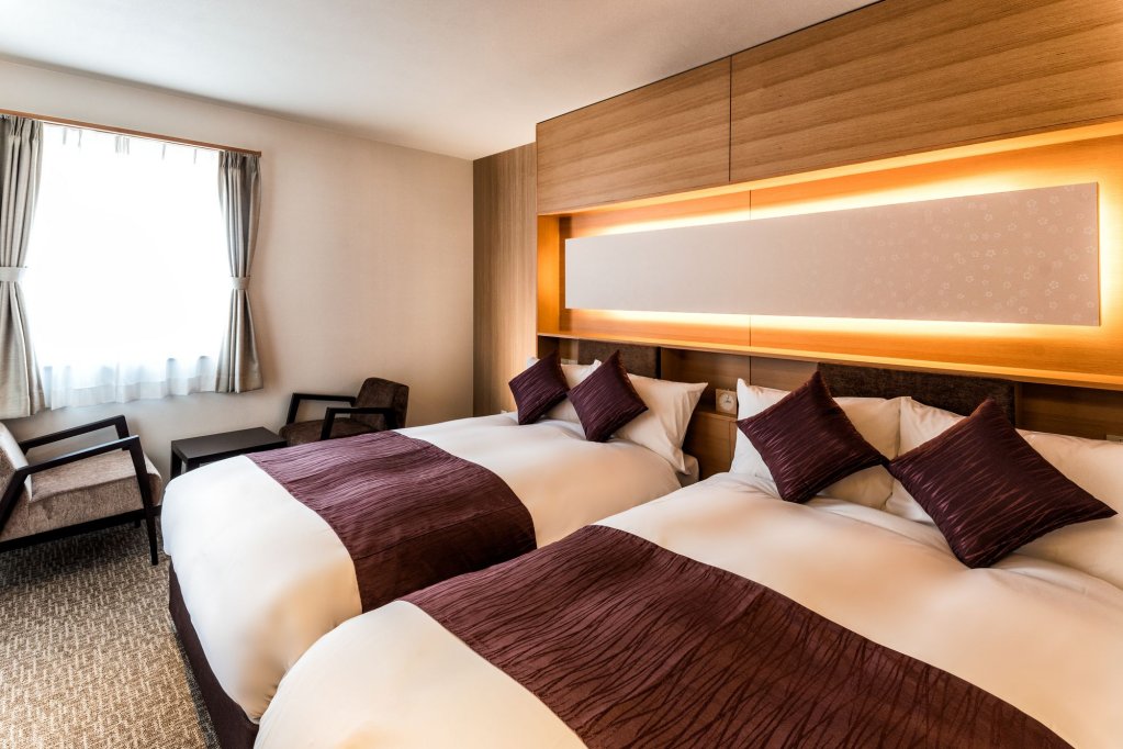 Фото Kyoto Karasuma Oike Hotel grandereverie