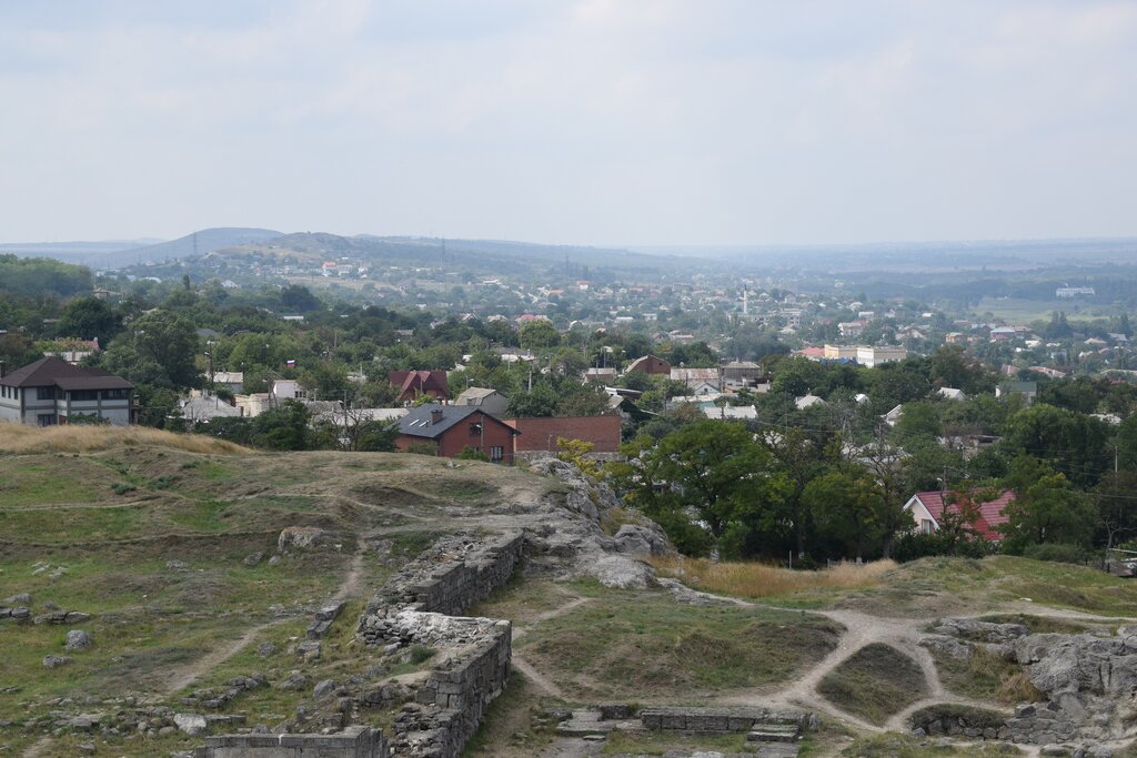 Landmark, attraction Раскопки фундамента башни Пантикапейской Басилеи, V-I века до н. э, Kerch, photo