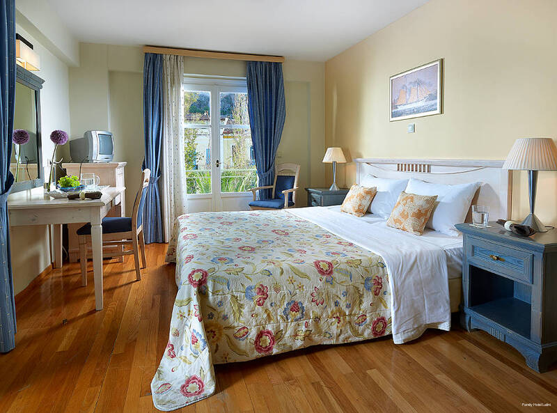 Фото Latini Family Hotel