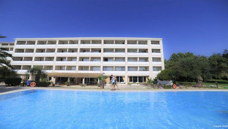 Фото Louvre Hotel