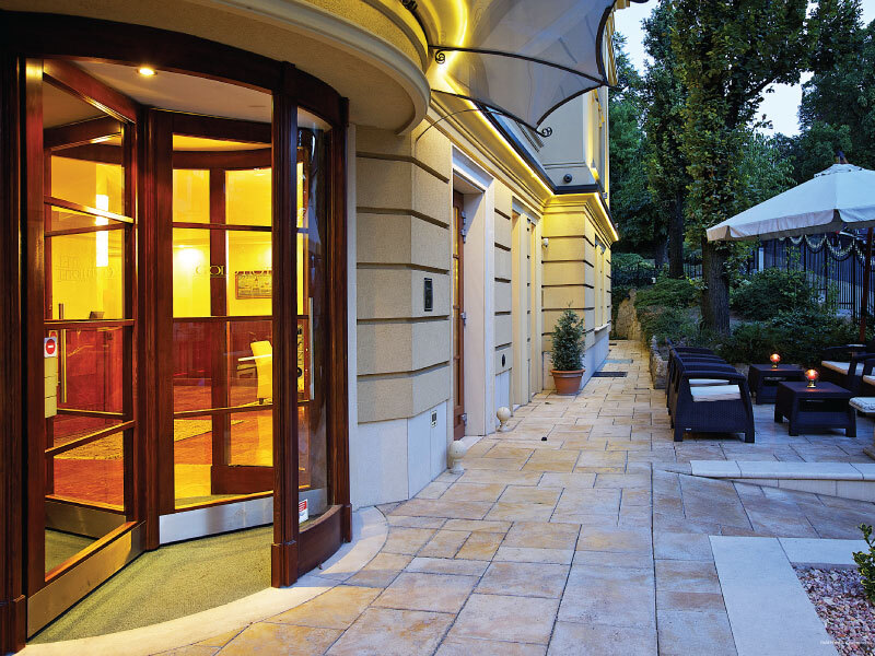 Фото Gold Apartments