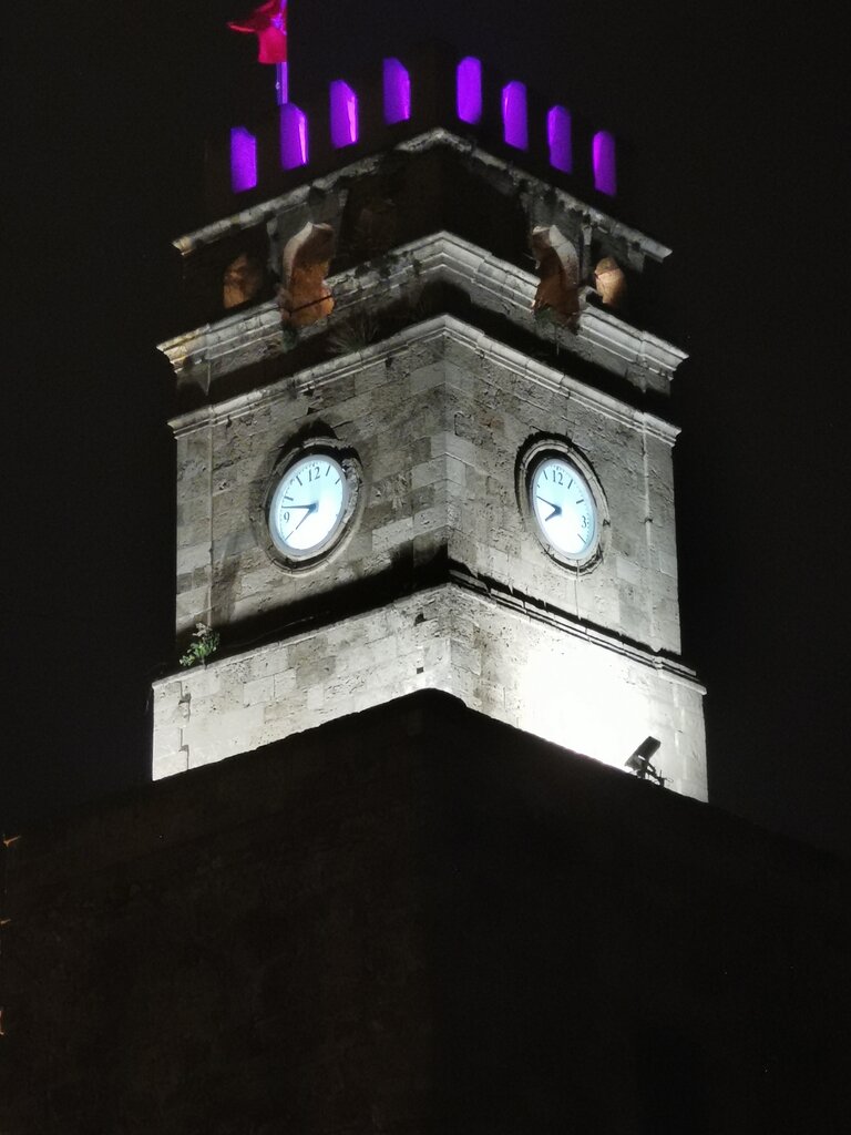 Достопримечательность Часовая башня, Муратпаша, фото