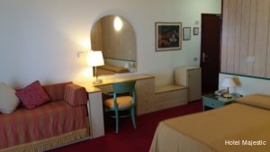 Фото Hotel Majestic