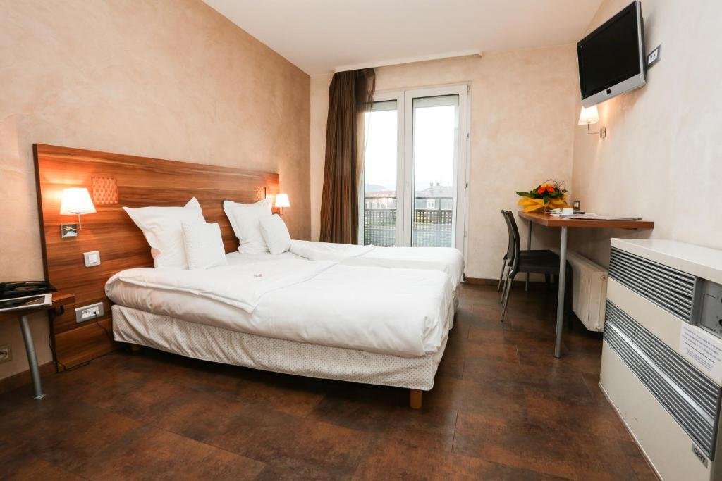 Фото The Originals City - Hotel Colmar Gare 