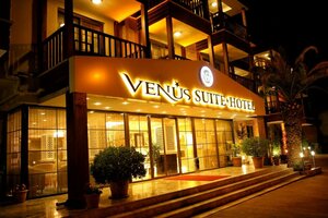 отель Venus Suite Hotel