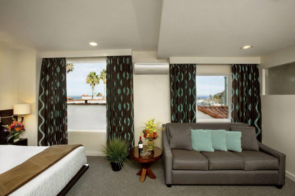 Фото Aurora Hotel