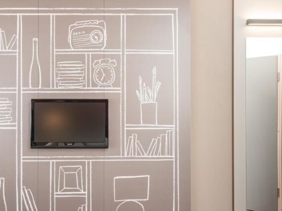 Фото Ibis Rotterdam City Centre