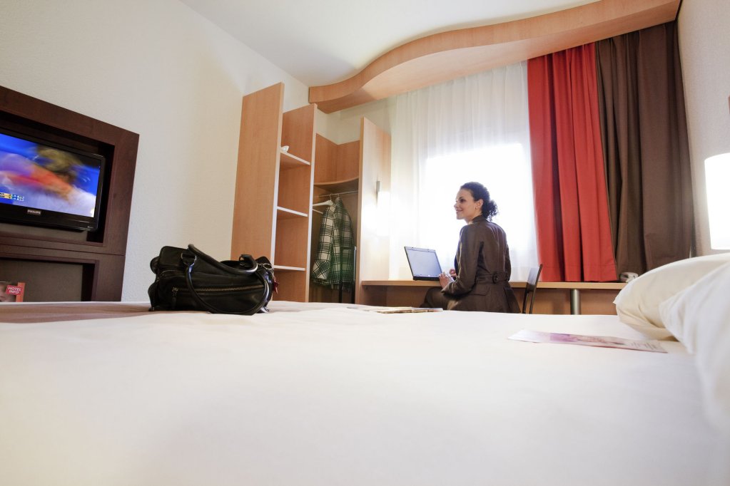 Фото Ibis Lausanne Centre