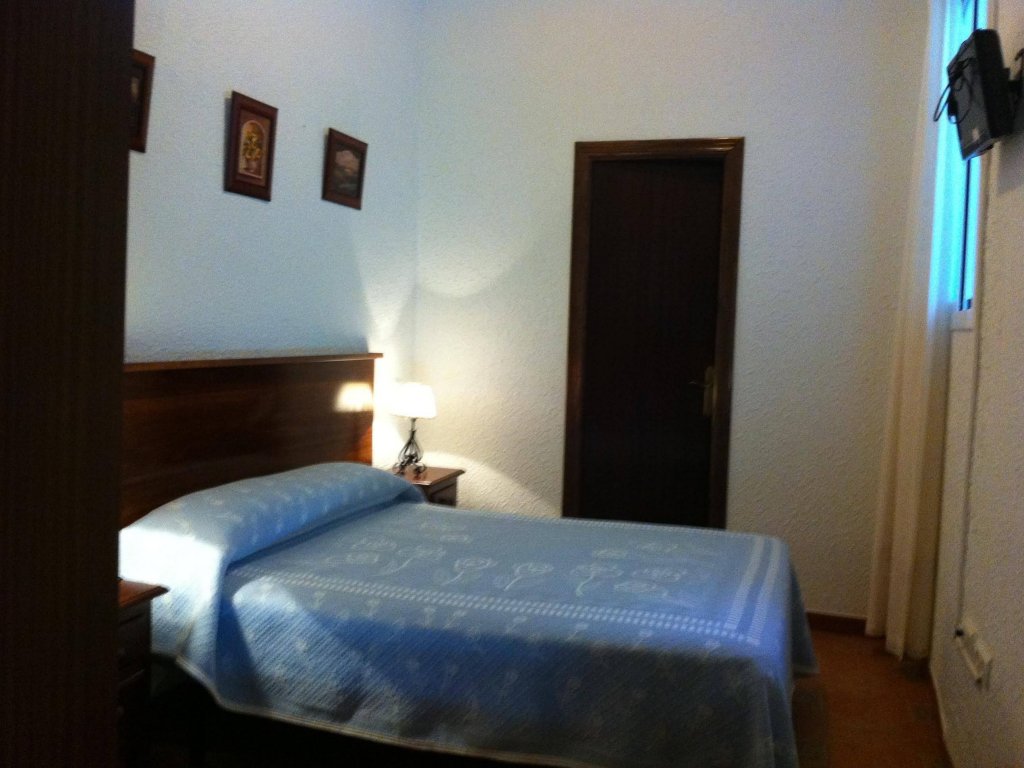 Фото Pensión La Giraldilla