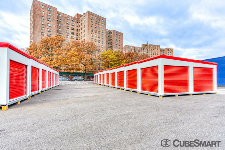 Moving company CubeSmart Self Storage, New York, photo