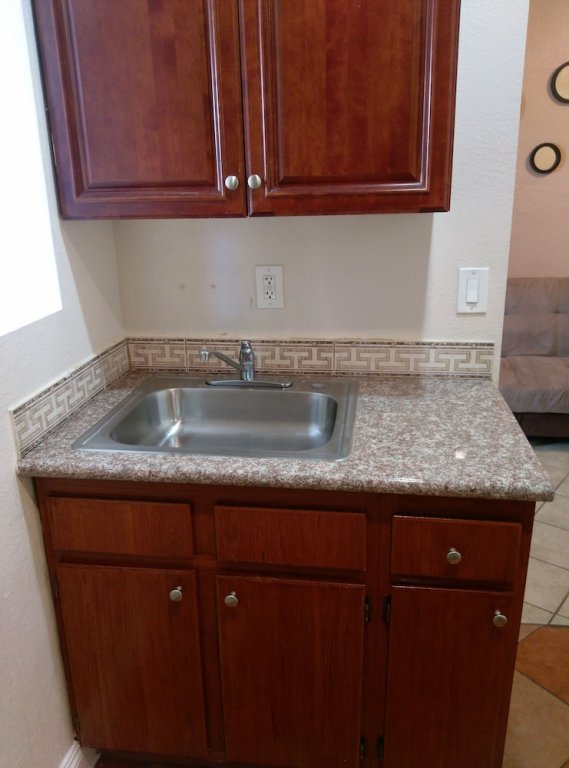 Фото Monterey Inn Hotel