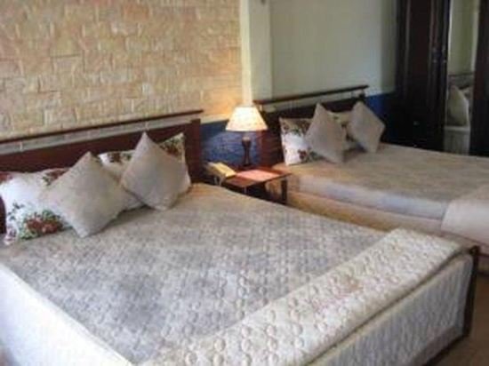 Фото Sunny B Hotel