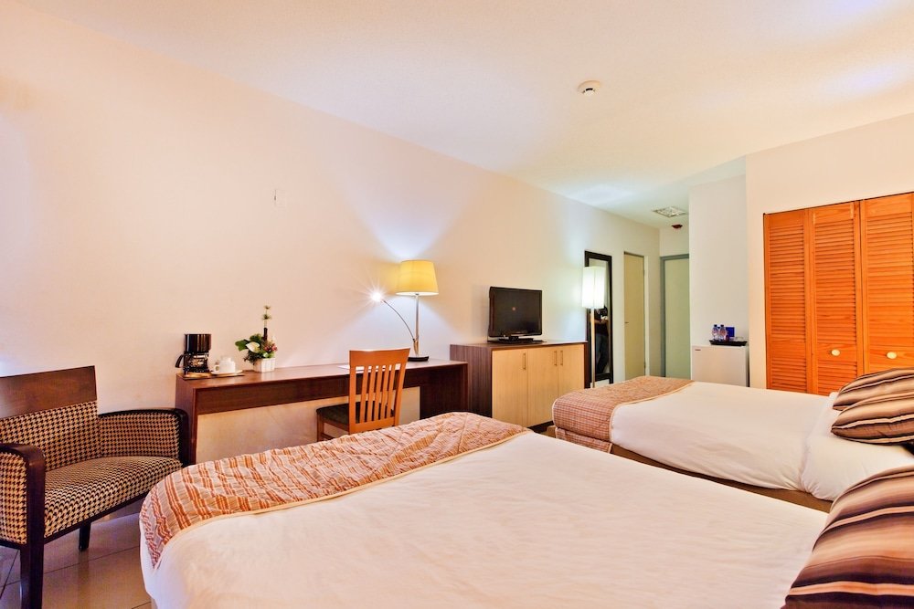 Фото Queens Hotel