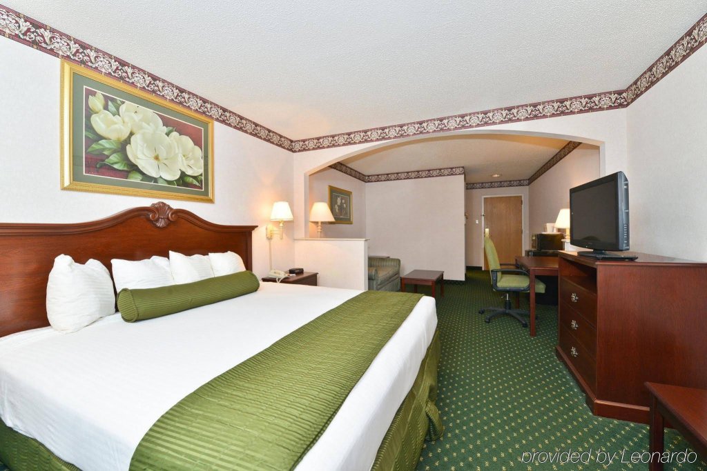 Фото Quality Inn & Suites