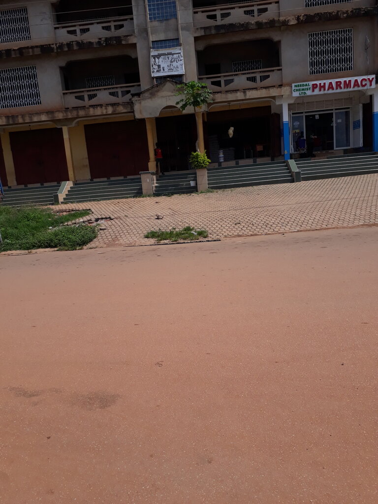 Taxi Atasemanso Station, Kumasi, photo
