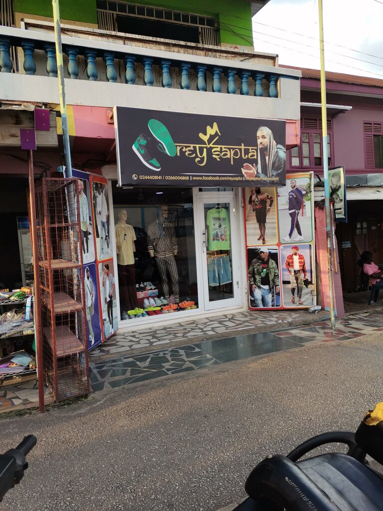 Clothing store Rey Sapta, Kumasi, photo