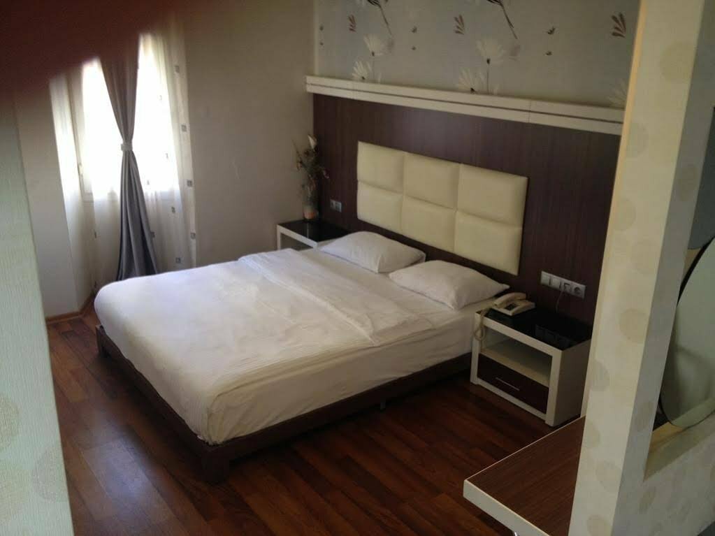 Sarı Konak Apart Otel, otel, Cemalpaşa Mah., Bahar Cad., No35, Seyhan