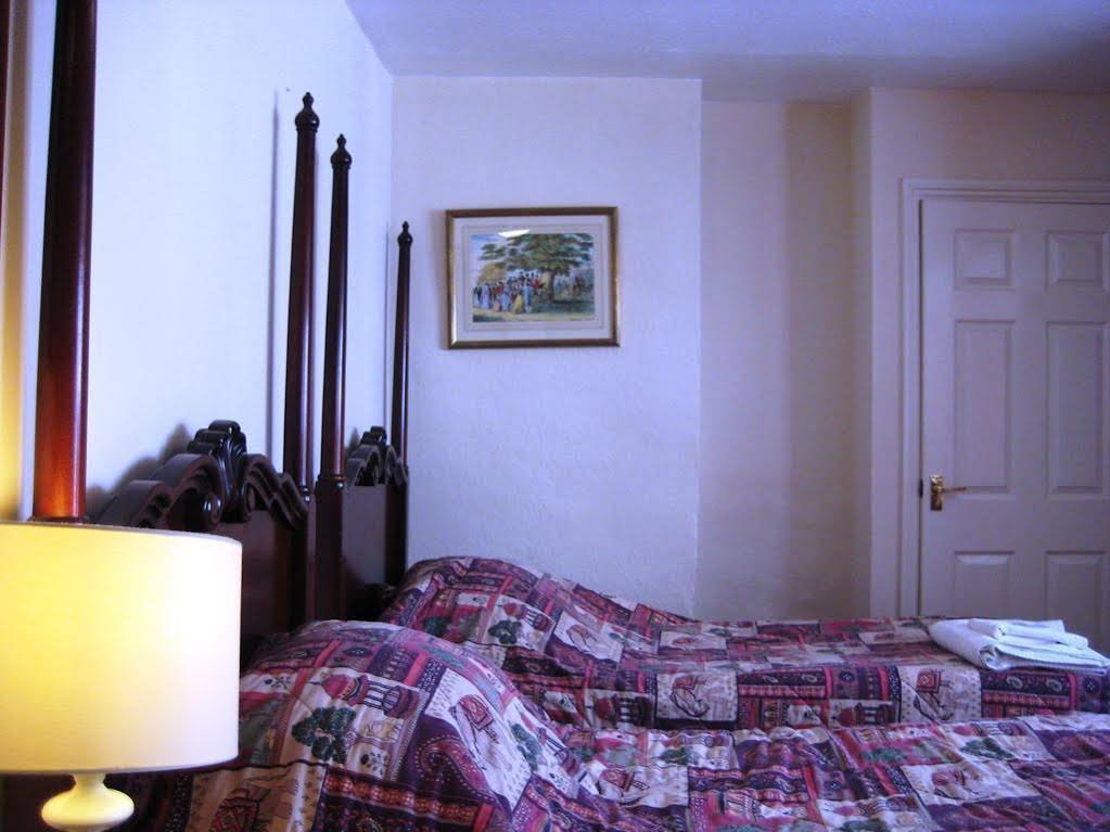 Фото The Old George Inn