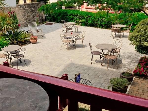 Фото Hotel Le Café de Paris