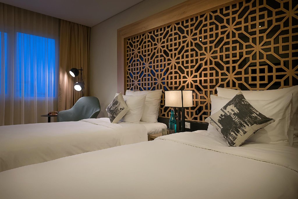 Фото C Central Hotel