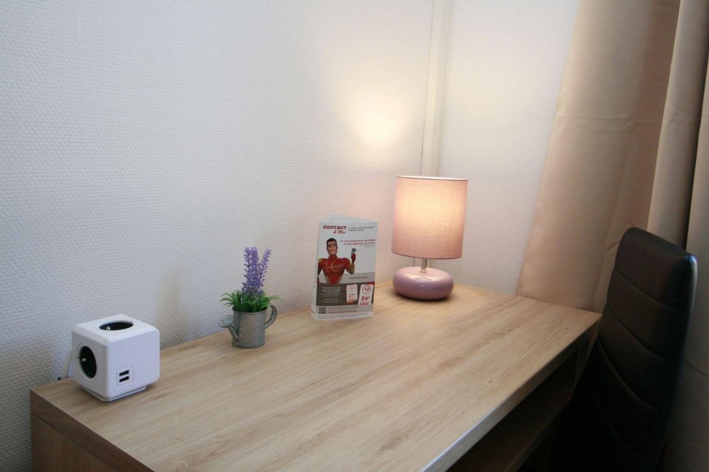 Фото The Originals City, Hotel Azur, Fos sur Mer