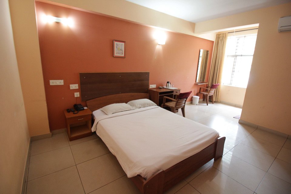 Фото Mysore Mayflower Hotel