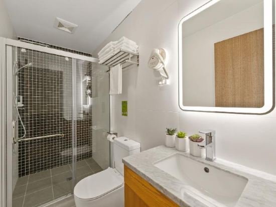 Фото YEHS Hotel Sydney QVB