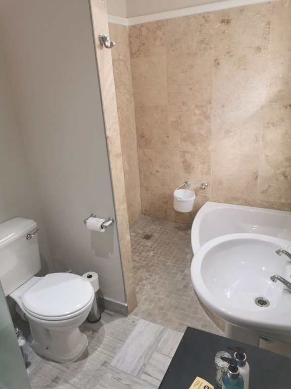 Фото Little Scotia Guest House